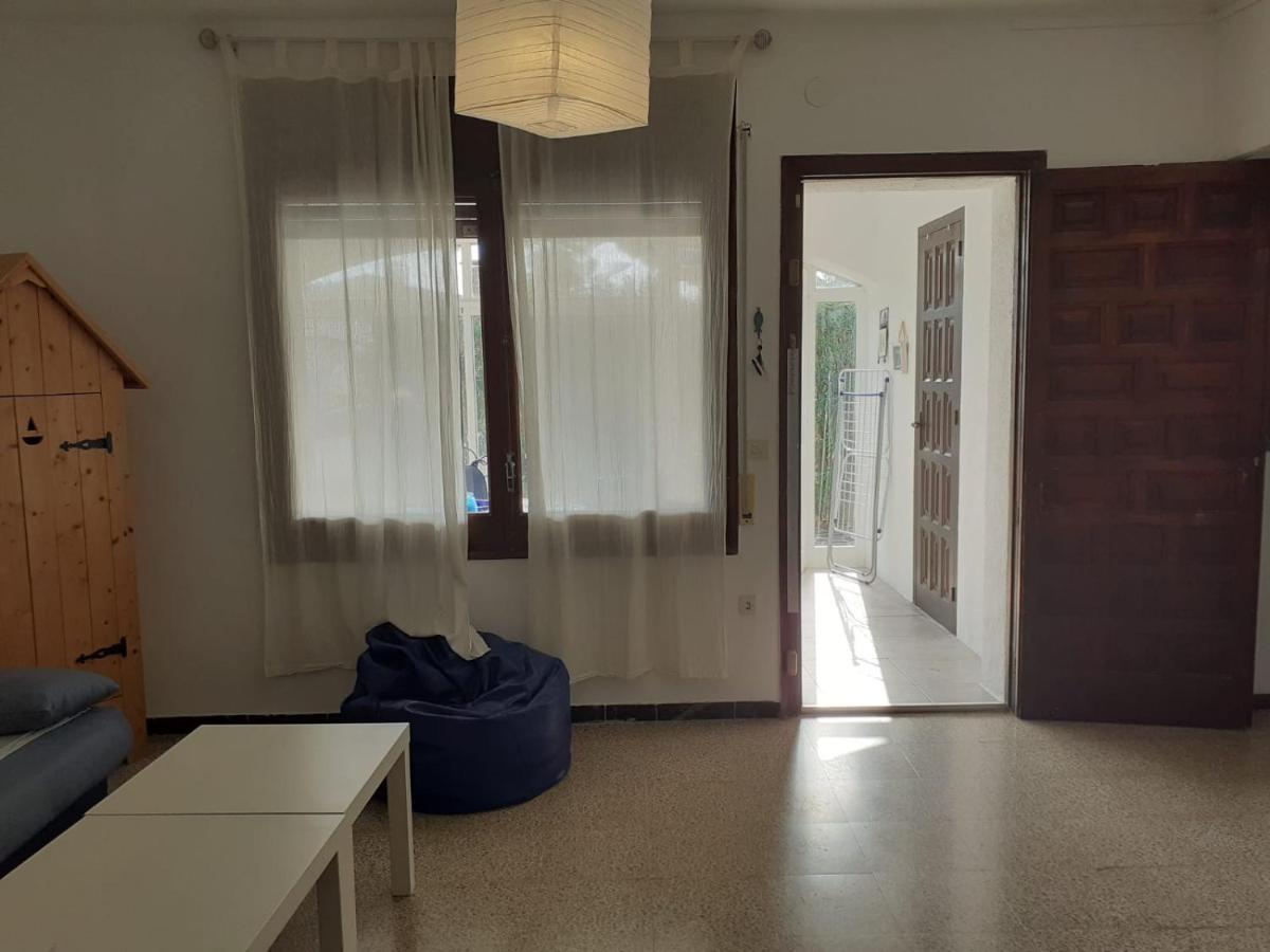 Villa Pordofo 2 Chambres โรเซส ภายนอก รูปภาพ