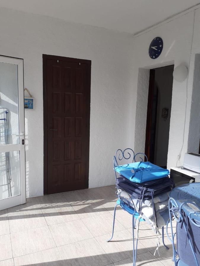 Villa Pordofo 2 Chambres โรเซส ภายนอก รูปภาพ